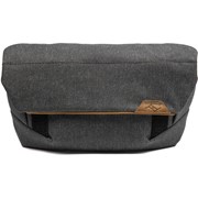 Field Pouch V2 (Charcoal)