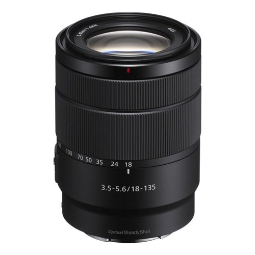 SONY E 18-135mm f/3.5-5.6 OSS