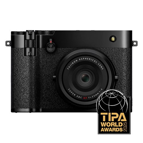 FUJIFILM GFX 100RF