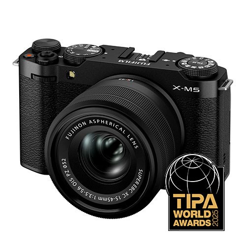 FUJIFILM X-M5 + XC 15-45 F3.5-5.6 OIS PZ